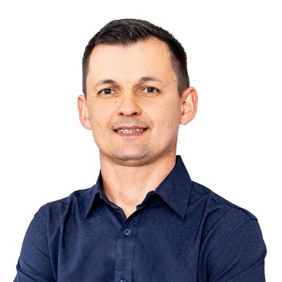 André